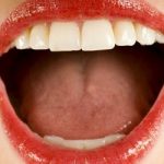 Ученые сообщили, о чем говорит сухость во рту