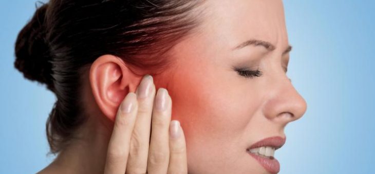 Распухшие мочки уха: фотографии, причины и лечение
