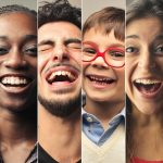 Смех действует как буфер стресса — и даже улыбка помогает
